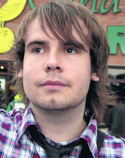 Portrait of Jono Read published with his 2007 North Norfolk News football fans feature.